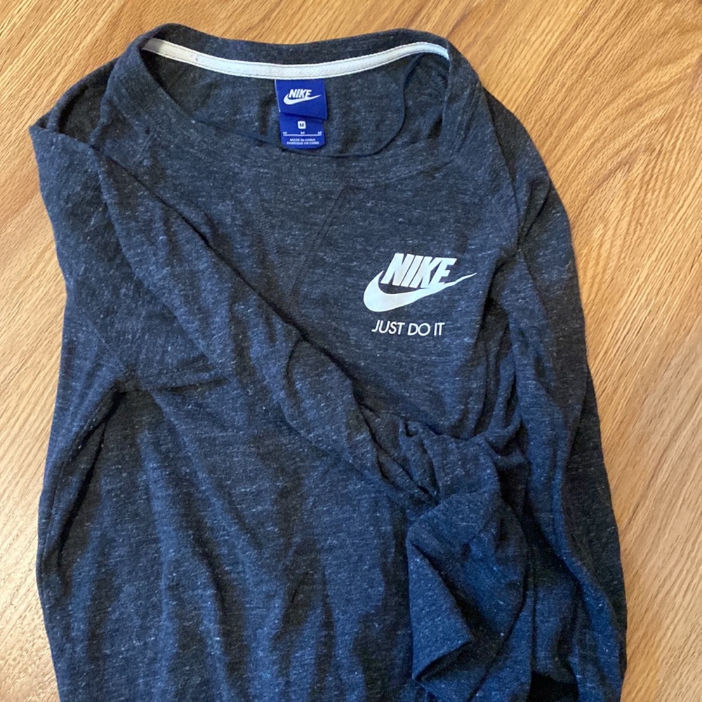 NIKE Grey Cozy Women’s Crewneck